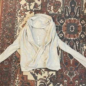 Lululemon Yoga Pullover